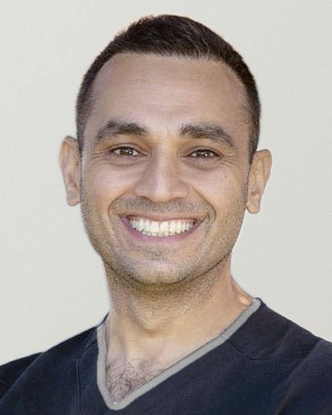 Dr Pankaj Taneja, specialist oral surgeon, OSO Oral Surgery Ourimbah